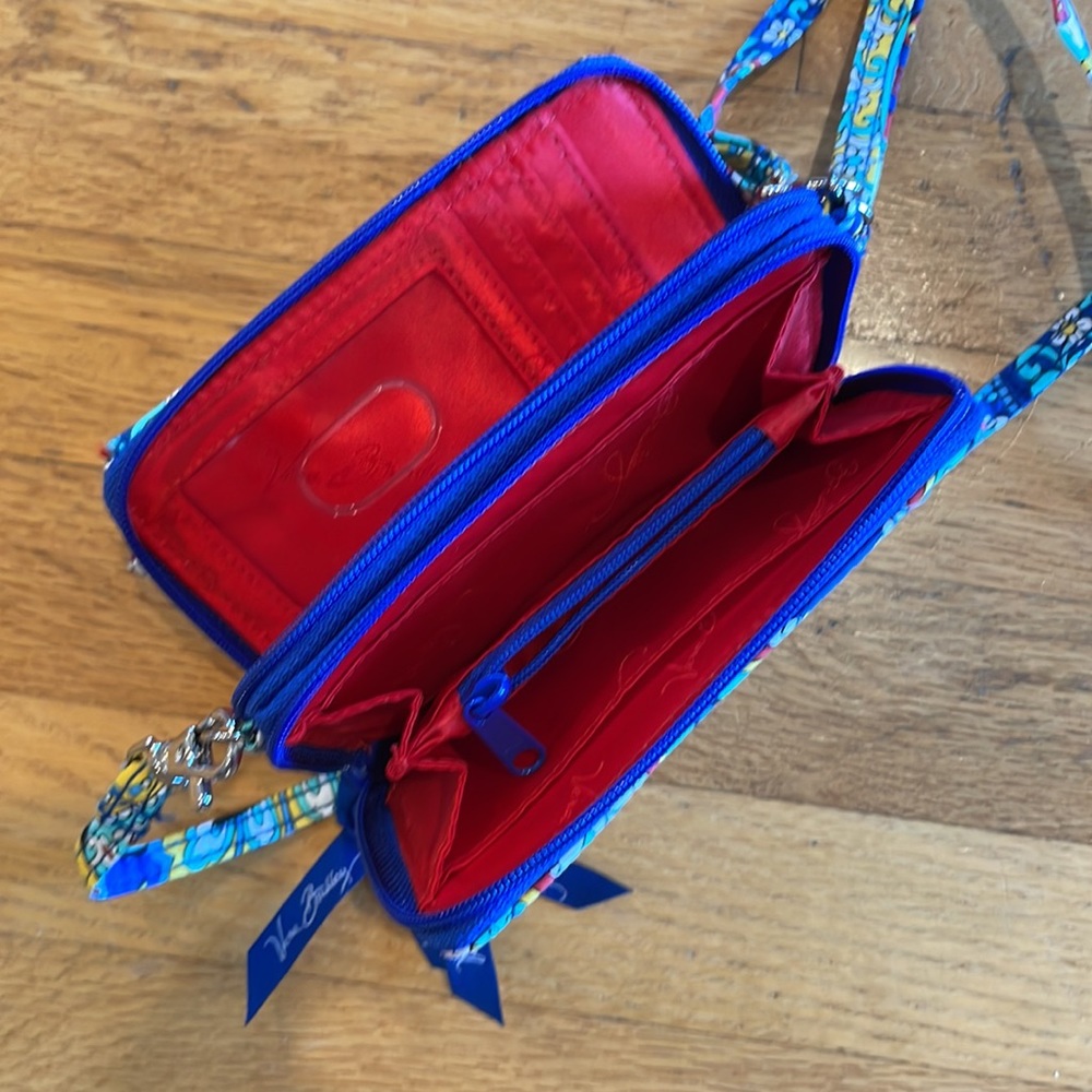 Vera Bradley Crossbody Wallet/wristlet - Picture 5 of 8